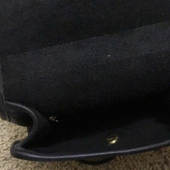 Rare Vintage Regina Coach Black Leather Mini Crossbody Handbag - Picture 4 of 9